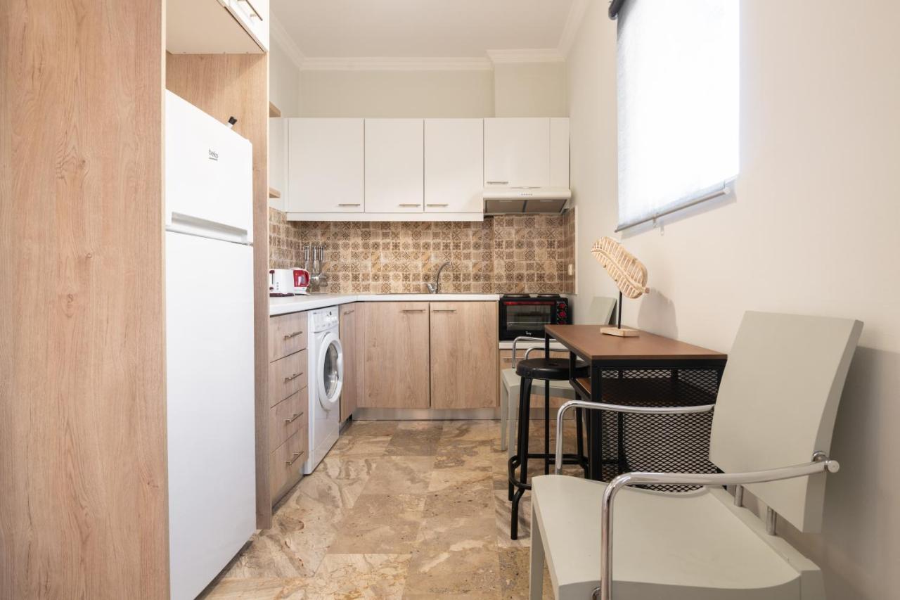 Bilocale - Δίχωρο Διαμέρισμα Δίπλα Στα Ψηλαλώνια Patras Exterior foto